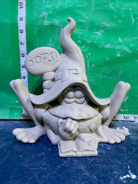 TL 1019 - FREAKED FROG WITH HAT