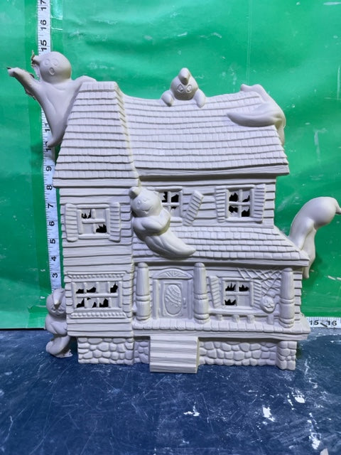 VIP 1658 - GHOST HAUNTED HOUSE
