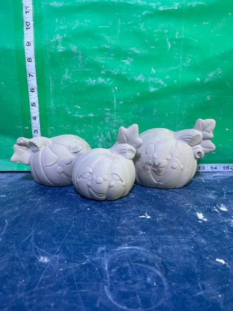 MACKEY MOLD - PUMPKINS