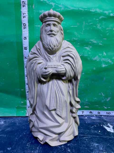 K 6691 - SANTA WITH GIFT