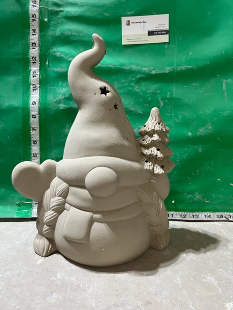 CM 4284 - MRS SANTA GNOME