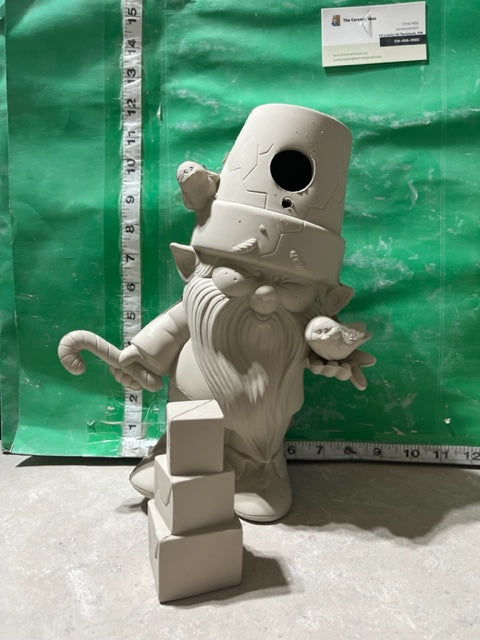 D 1584 - GNOME WITH BLOCKS