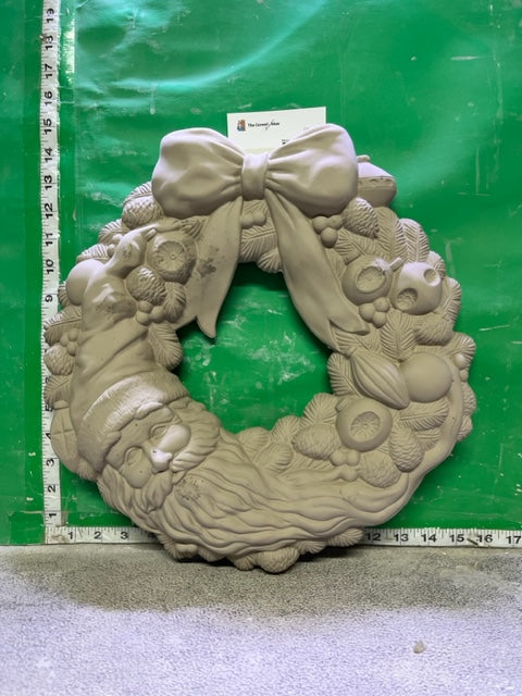 S 2519 - SANTA WREATH
