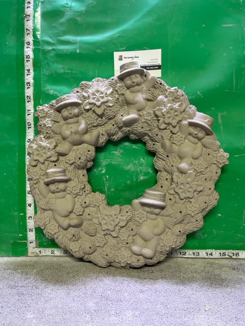 CM 2014 - PENGUIN WREATH