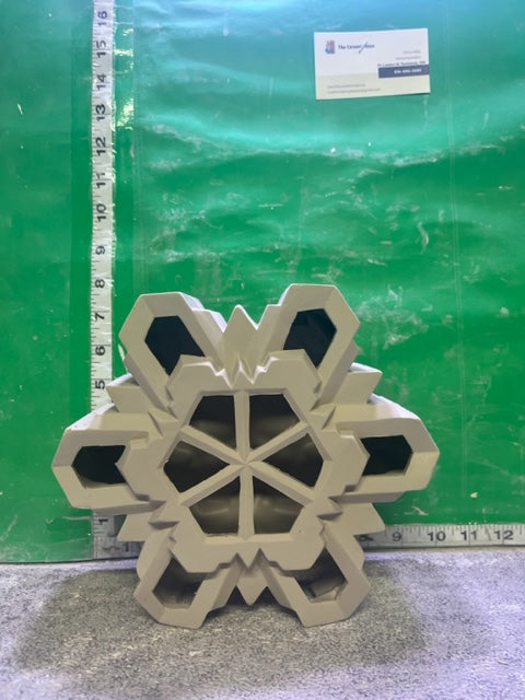 J 1117 - SNOWFLAKE