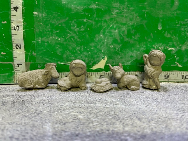 NM 739 - NATIVITY INSERT SET