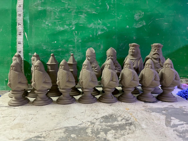 MEDIVAL CHESS SET