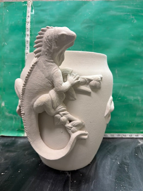 LIZARD PLANTER