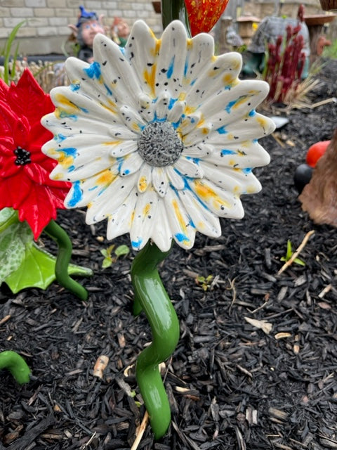 flower #1 bisque