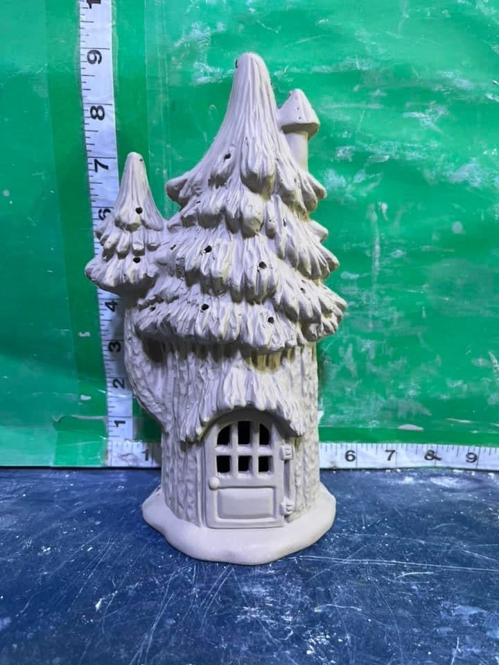 CM 3470 - EVERGREEN FAIRY HOUSE