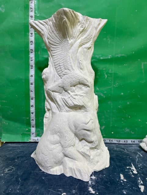 DH 2257 - WILDLIFE PEDESTAL