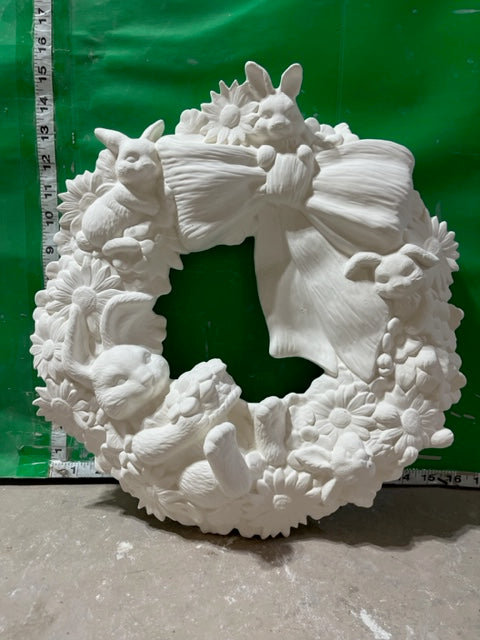 S 2610 - Bunny wreath