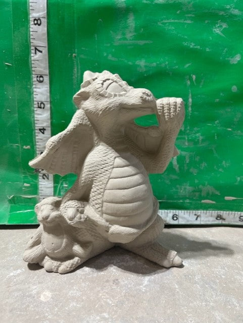 DM 1082 - DRAGON WITH TEDDY