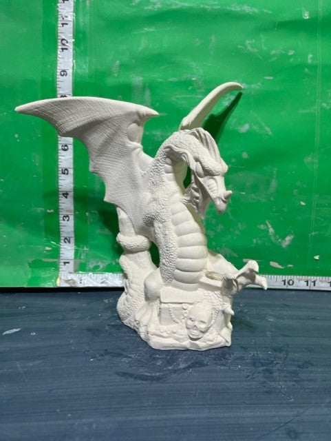 DH 1981 - SMALL TREASURE DRAGON