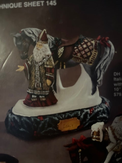 DH 1390 - SANTA WITH HORSE