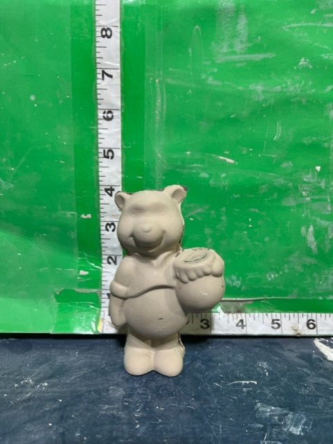 WINNIE THE POOH