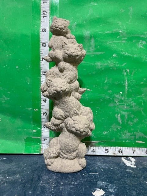 NM 1847 - CAT STACK