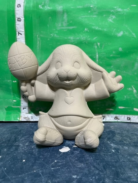 D 974 - BUNNY WITH EGG