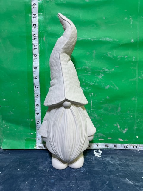 CD 011 - GNOME WITH TALL HAT