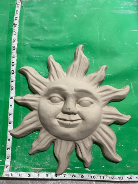 V 839 - SUN SIGN – The Ceramic Man