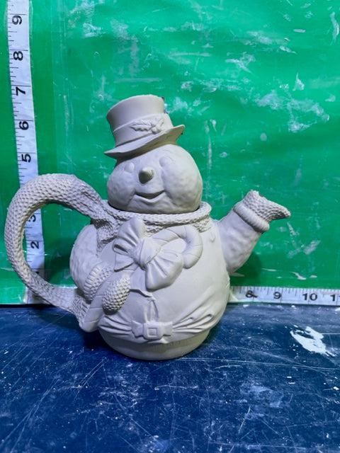 DM 1811 - SNOWMAN TEAPOT