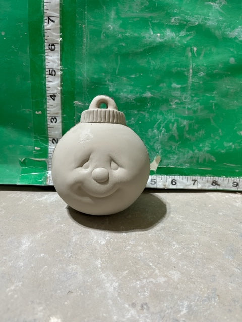 CM 4096 - SNOWMAN ORNAMENT