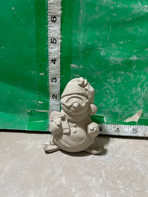GARE 2965 - SKIING SNOWMAN