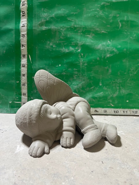 D 2066 - LAYING DOWN BABY FAIRY