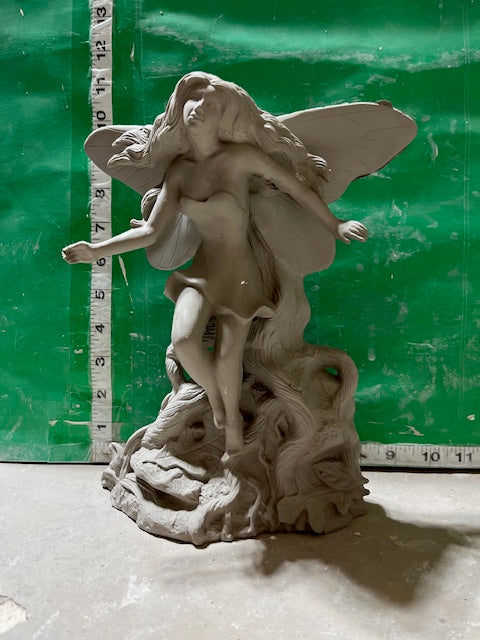 DH 2433 - FAIRY ON ROCK