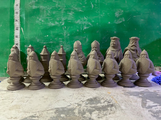 MEDIVAL CHESS SET