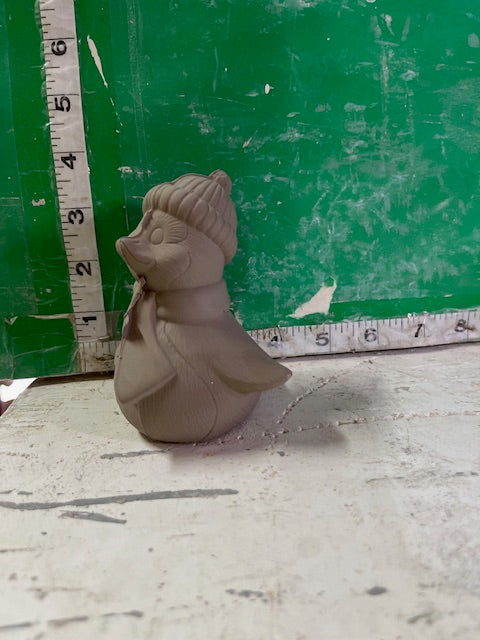 D 1492 - PENGUIN WITH HAT