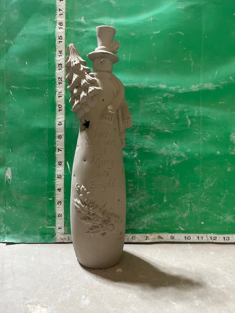 CM 3480 - TALL SNOWMAN WITH TREE