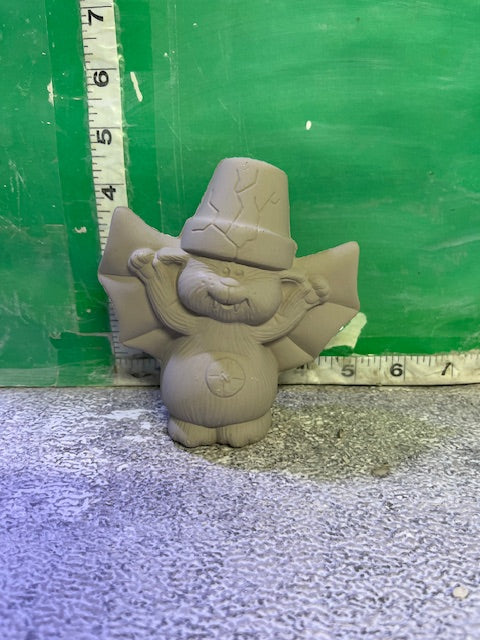 D 1677 - CRACKED POT BAT #2