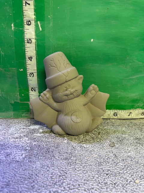 D 1677 - CRACKPOT BAT 1