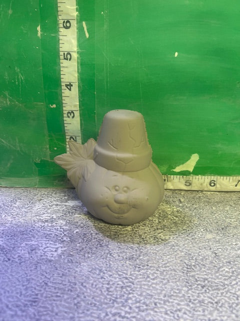 D 1565 - CRACKED POT HEAD #6
