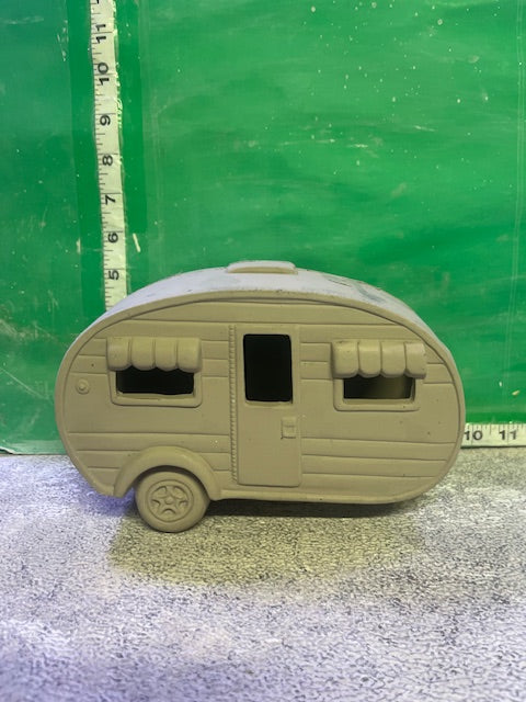 CM 3858 - CAMPER TRAILER