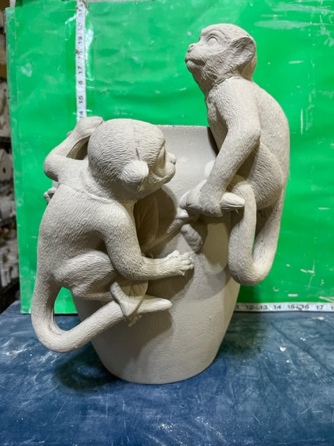 LARGE MONKEY POT