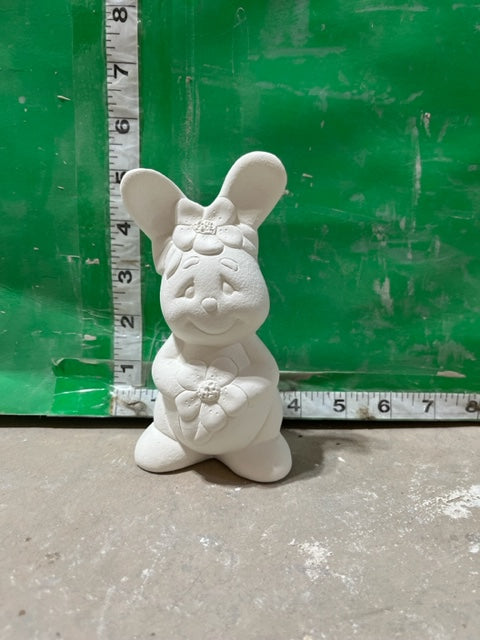 CM 4030 - Bunny with flower