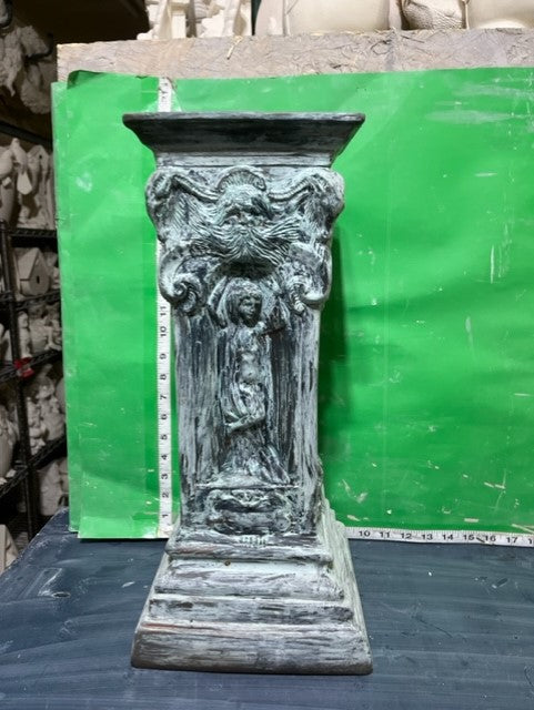 PEDESTAL