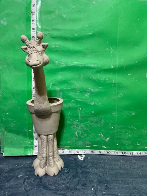 TL 960 - GIRAFFE PLANTER