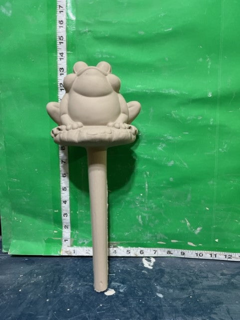 CPI 4025 - FROG GARDEN STAKE