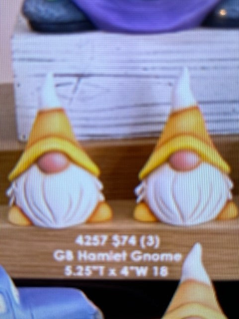 CM 4257 - HAMLET GNOME